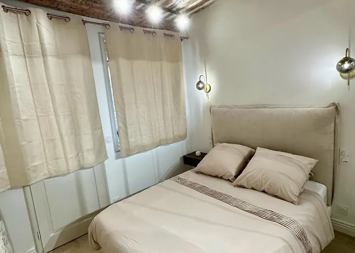 New Charming Old Town Lejlighed *